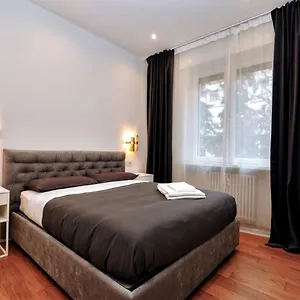 https://apt-cozy-sempione.italymilanhotels.net